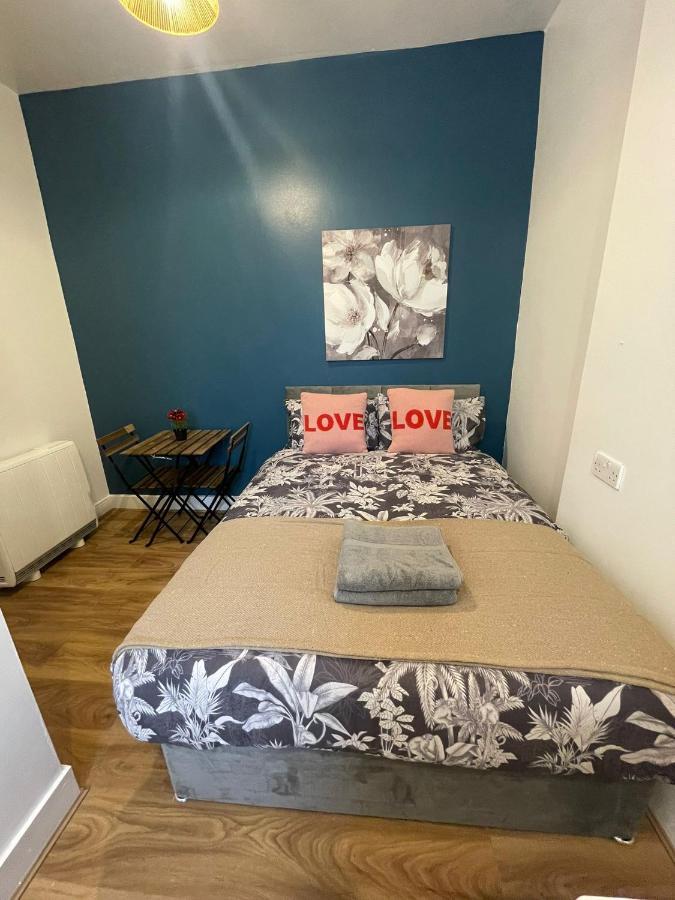 Wonderful Fully-Equipped Studio Near Central London 8 Экстерьер фото