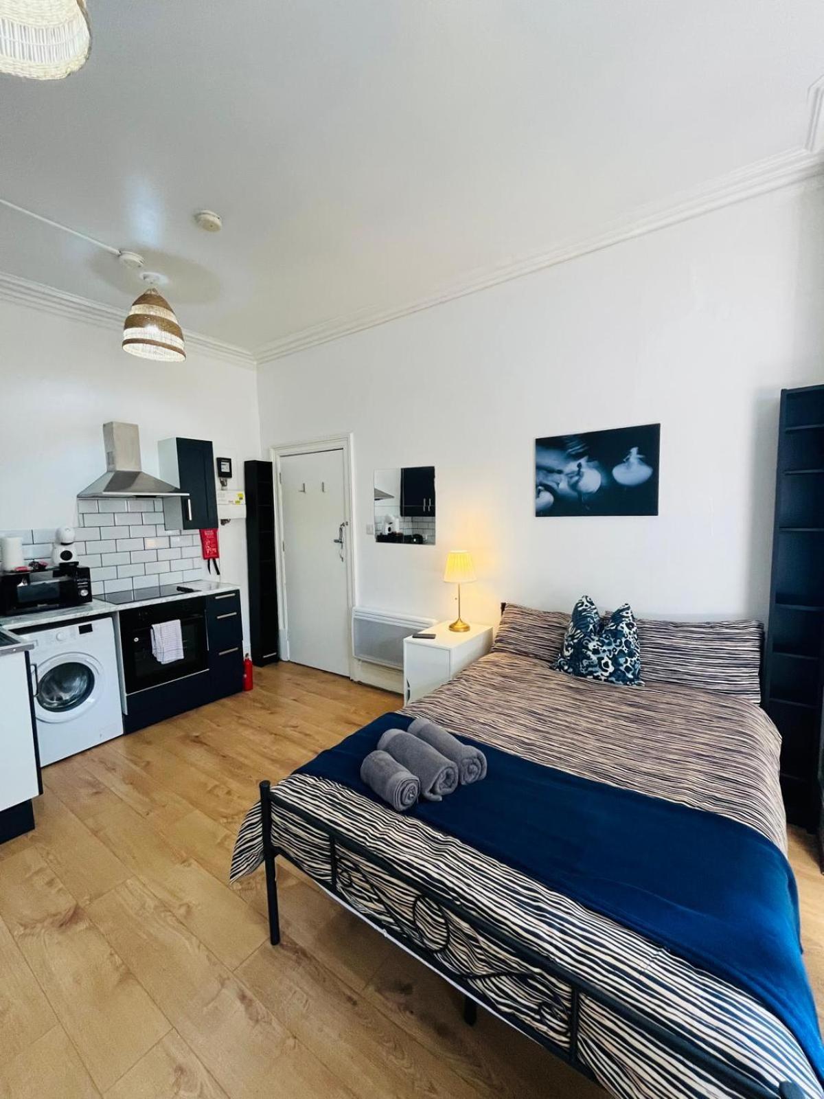 Wonderful Fully-Equipped Studio Near Central London 8 Экстерьер фото